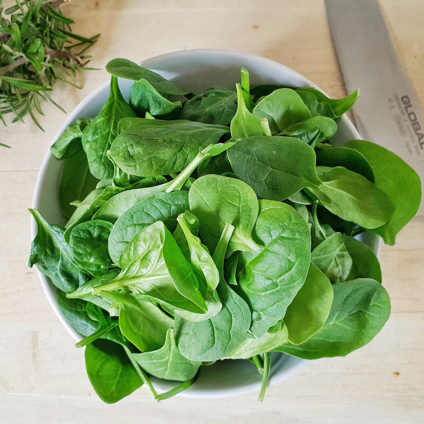 Spinach Baby – F1 Hybrid 550+ Seeds - Image 3